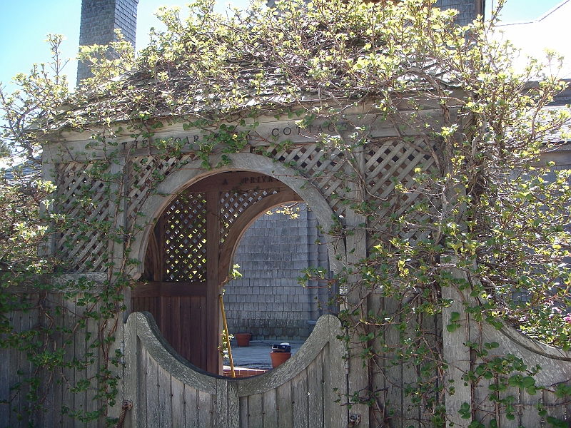 134 Memorial Day [2008 May 23].JPG - Scenes from Mackinac Island.